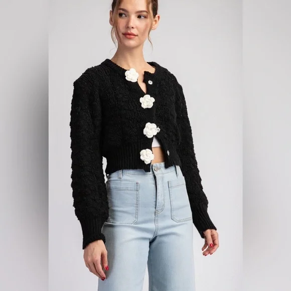 3D Flower Button Cropped Sweater Cardigan - eesome - Picture 4 of 5